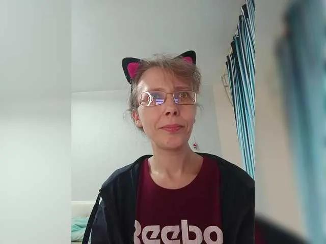 -queen-margo- on BongaCams