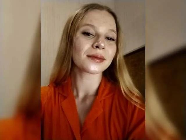 1biscuit1 on BongaCams