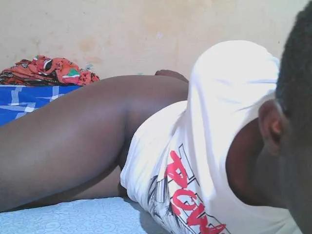 african-pussy1 on BongaCams