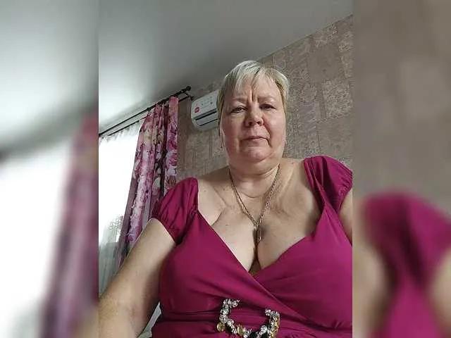 Alena61 on BongaCams
