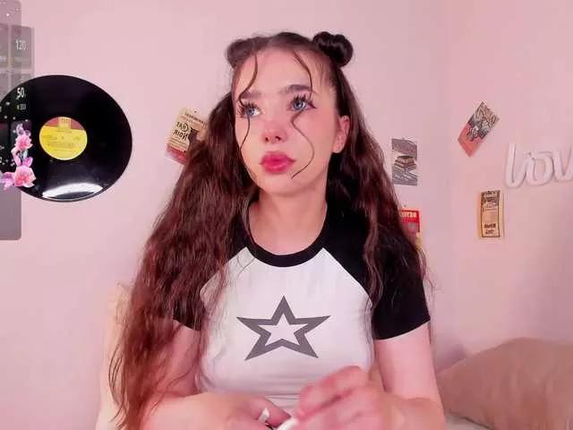 Alicebonam on BongaCams