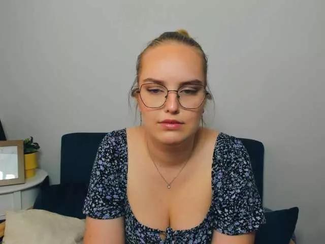 AlicePretty69 on BongaCams