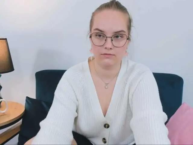 AlicePretty69 on BongaCams