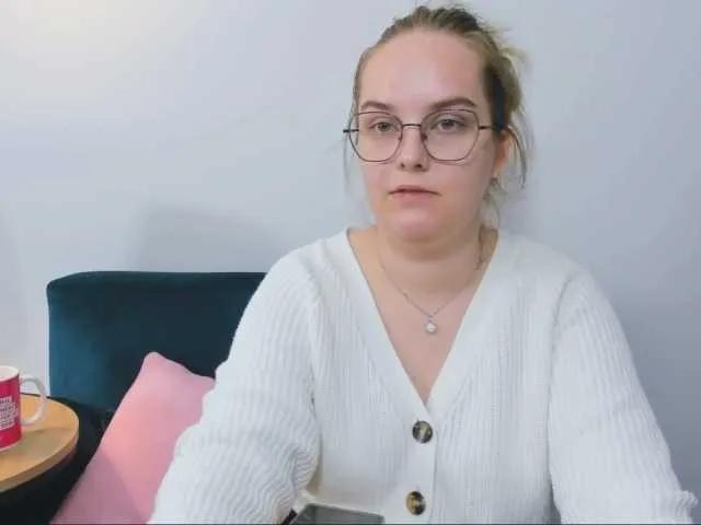 AlicePretty69 on BongaCams