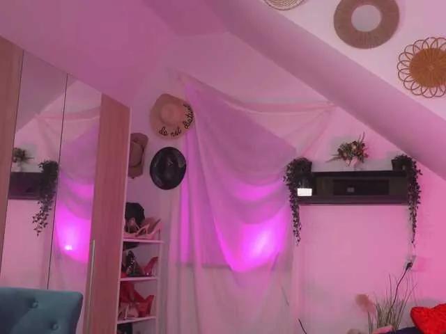 Amaliamour on BongaCams