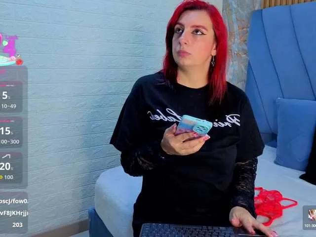 angel-red on BongaCams