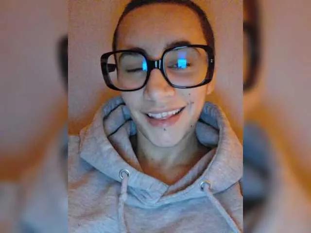 AntoniaDilune on BongaCams