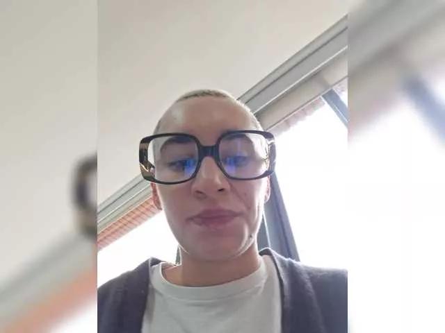 AntoniaDilune on BongaCams