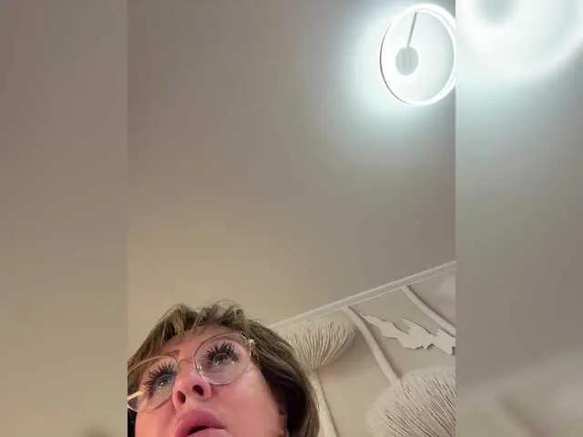 anyuta1212 on BongaCams