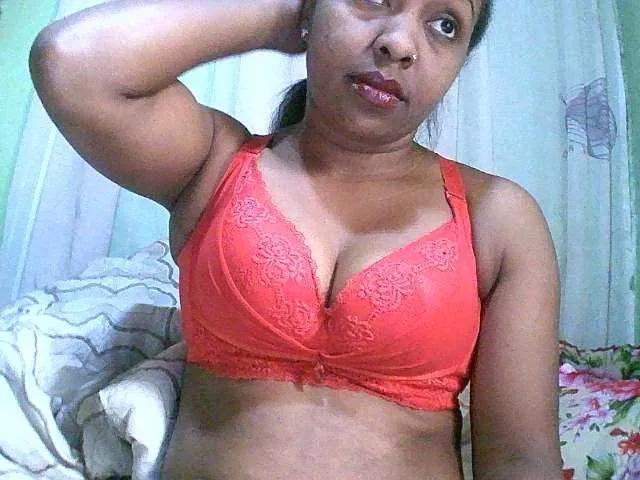 Asmonah on BongaCams