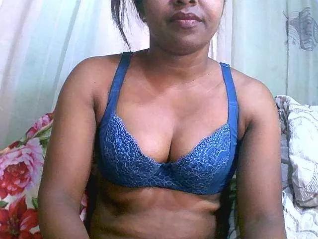 Asmonah on BongaCams