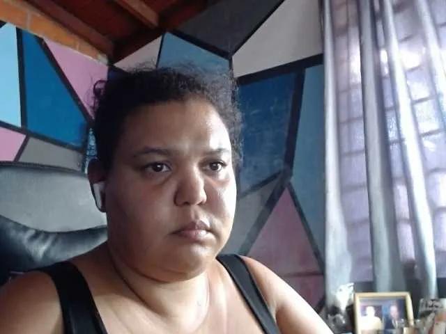 beautifulchubbyqueen on BongaCams