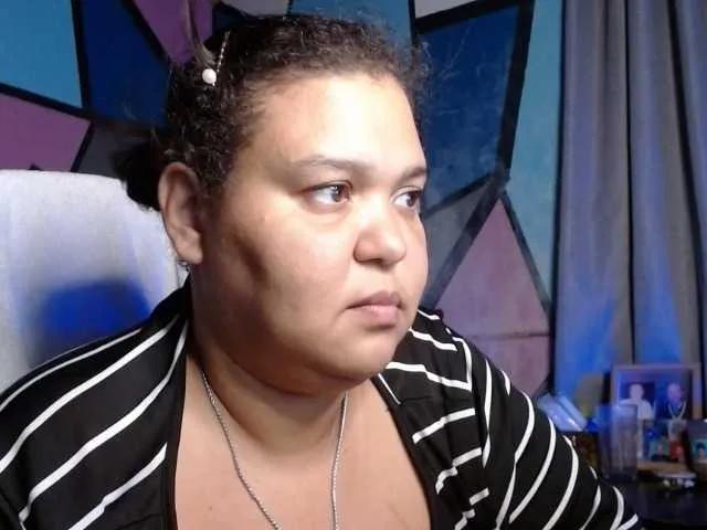 beautifulchubbyqueen on BongaCams