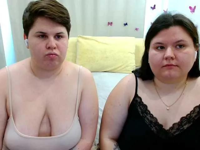 BeckyAndEllen on BongaCams