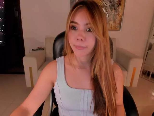 CarolineGrace on BongaCams