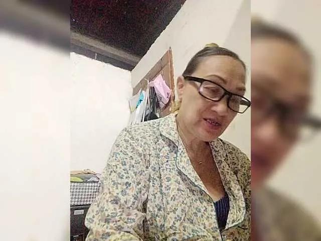 cherrywhite03 on BongaCams