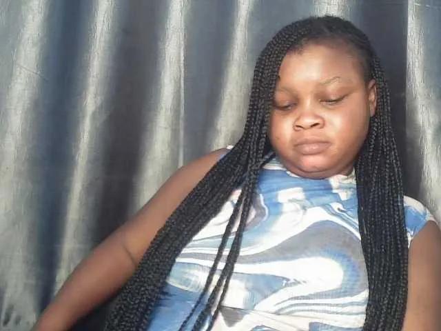 Creamyposh on BongaCams