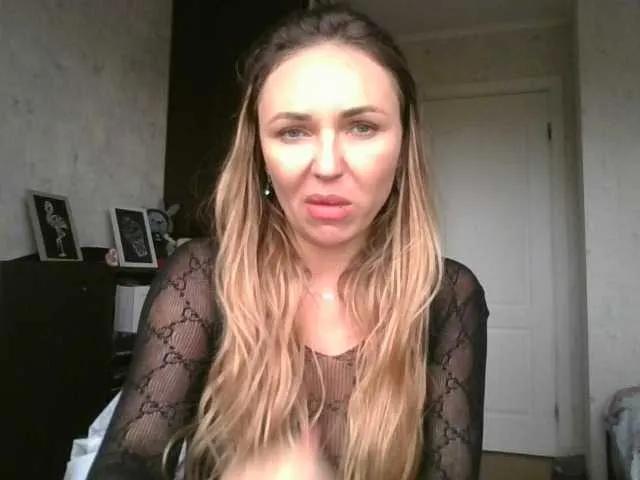 CuteFngelina on BongaCams