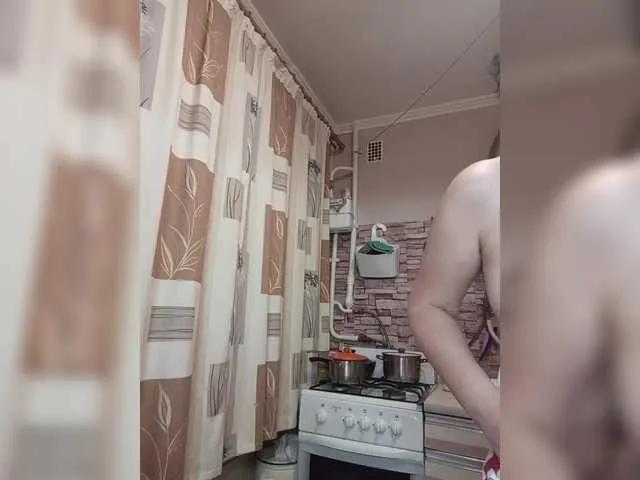 Danccee358 on BongaCams