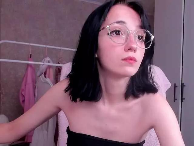 Dark-Willlow on BongaCams