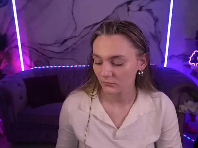 DiamondGoldie on BongaCams