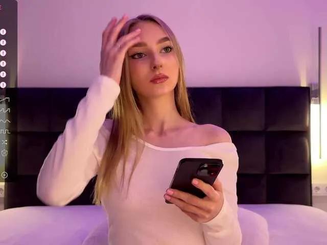 DiamondLily on BongaCams