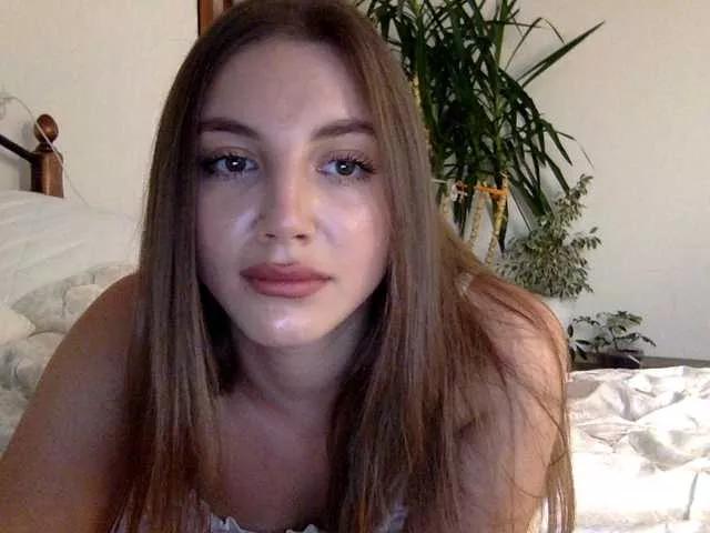 Evelonelfi on BongaCams