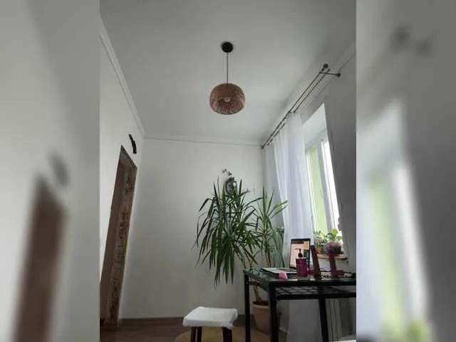 Evelonelfi on BongaCams