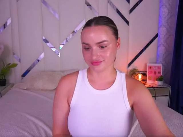 FloraGreys on BongaCams