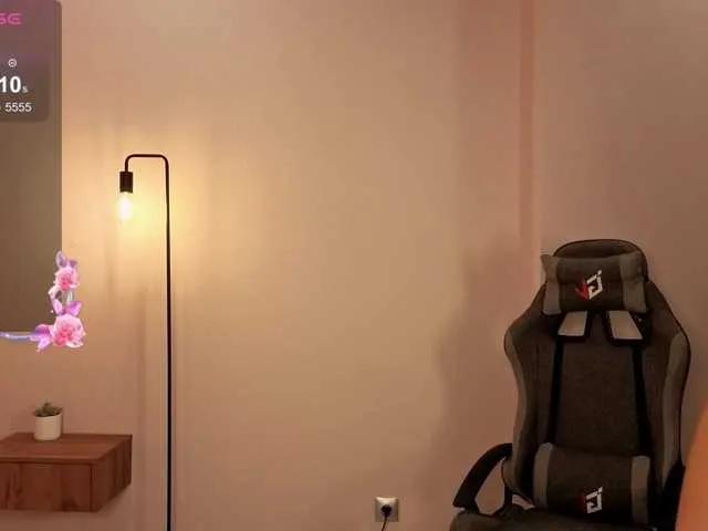 French-Eyes on BongaCams