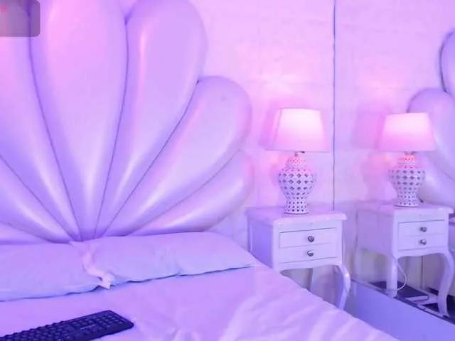 HatsaJones on BongaCams