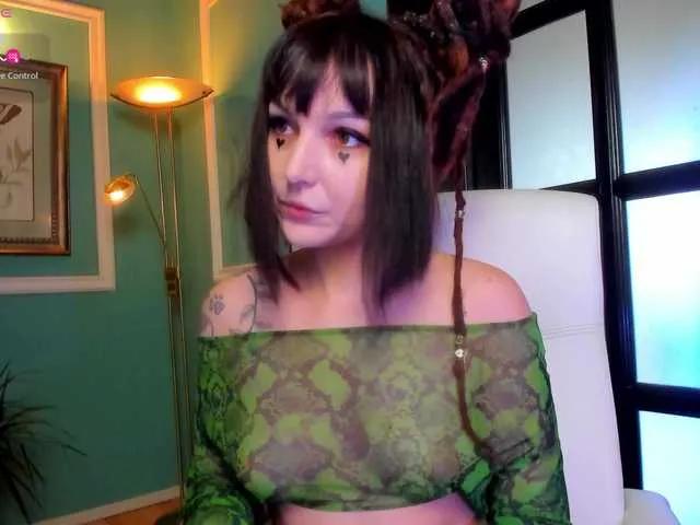 ingridblondy94 on BongaCams