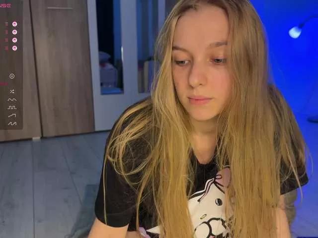 jucieLussie on BongaCams