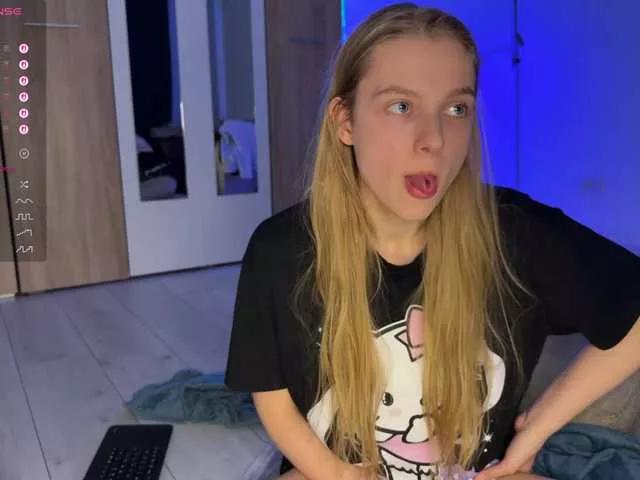 jucieLussie on BongaCams