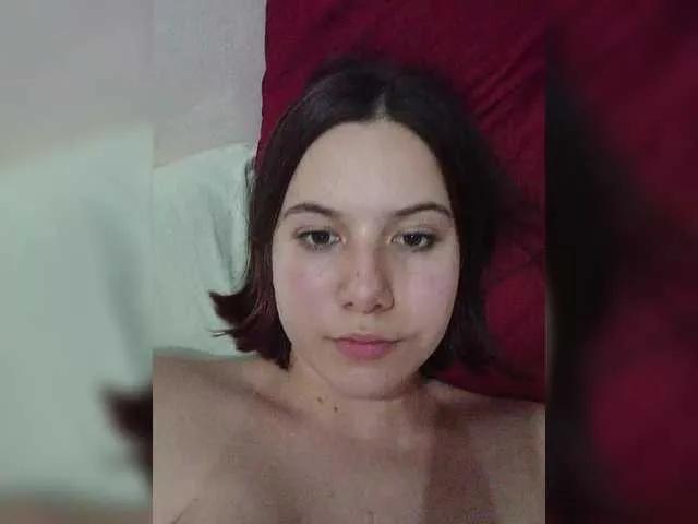 JulieWagner on BongaCams