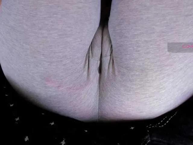 Kira-Kell on BongaCams