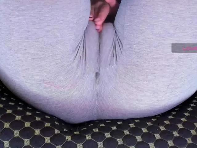 Kira-Kell on BongaCams