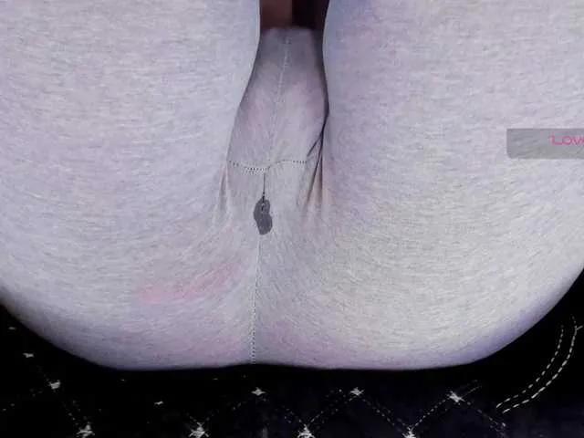 Kira-Kell on BongaCams