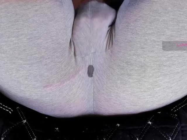 Kira-Kell on BongaCams