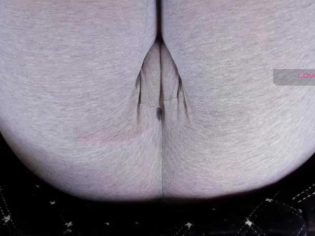 Kira-Kell on BongaCams