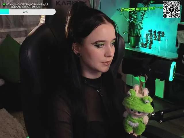 KiraLiLime on BongaCams