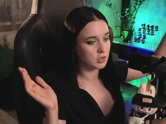 KiraLiLime on BongaCams