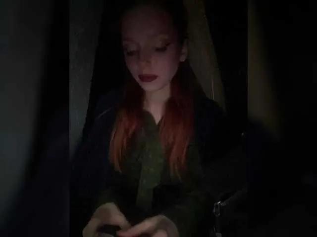 KiraSaud69 on BongaCams