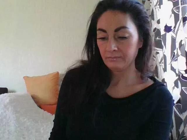 lady-devil on BongaCams