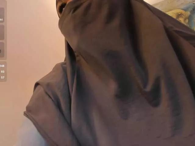 Layla-arabelle on BongaCams