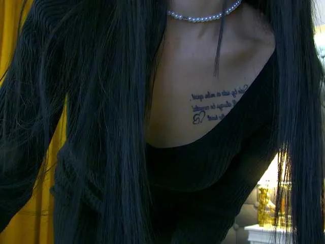 LeyaCass on BongaCams