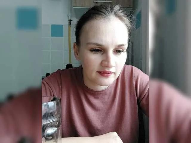 LisaLovHoney on BongaCams