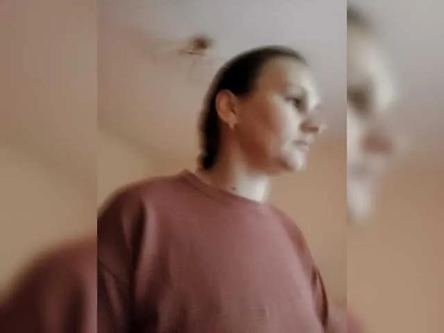 LisaLovHoney on BongaCams