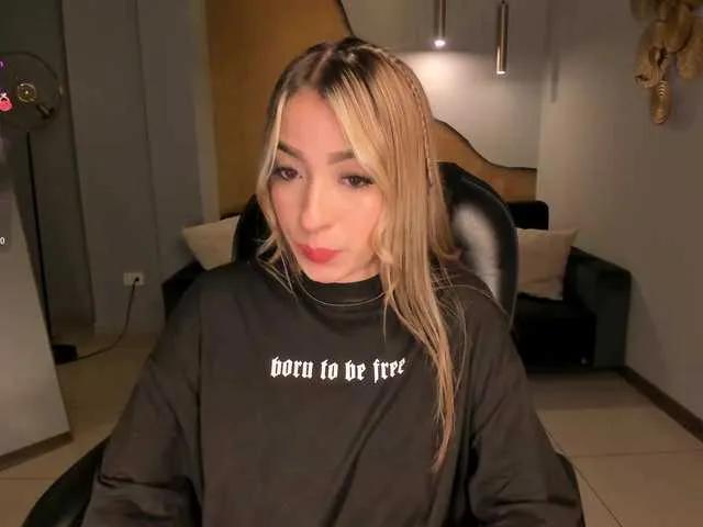 LizzCooper on BongaCams