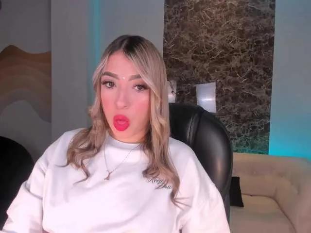 LizzCooper on BongaCams